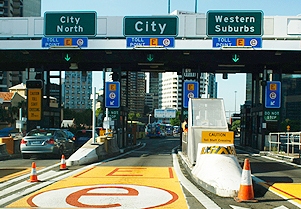 Toll Roads in Sydney E-Tag lanes on Sydney Harbour Bridge