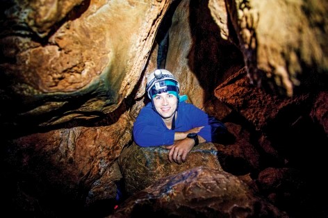 Climb, squeeze and crawl! A challenge is waiting for you at Jenolan Caves