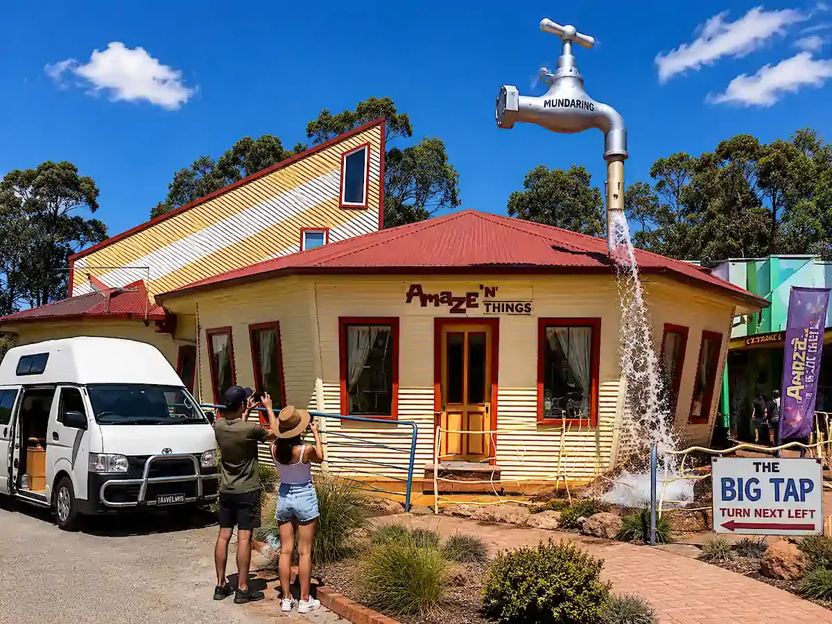 The Big Things of Australia series - The Big Tap