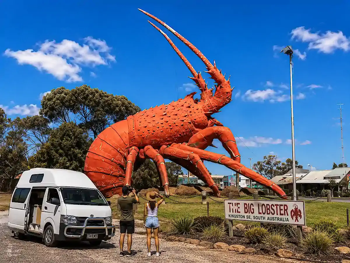 The Big Things of Australia - visit the Giant Lobster - South Australia