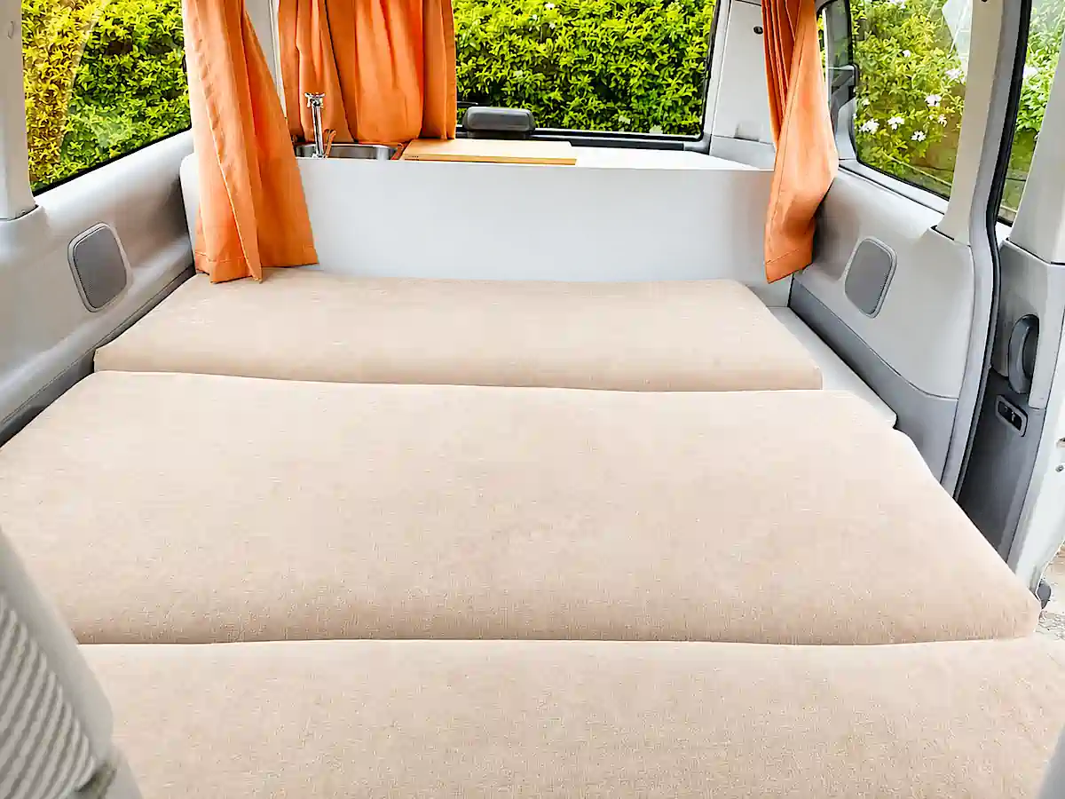 Small Automatic Campervan For Sale - photo of rear bed area