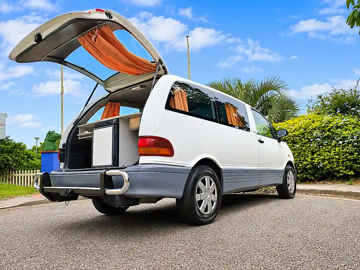 Small Automatic Campervan For Sale - photo of rear driver side